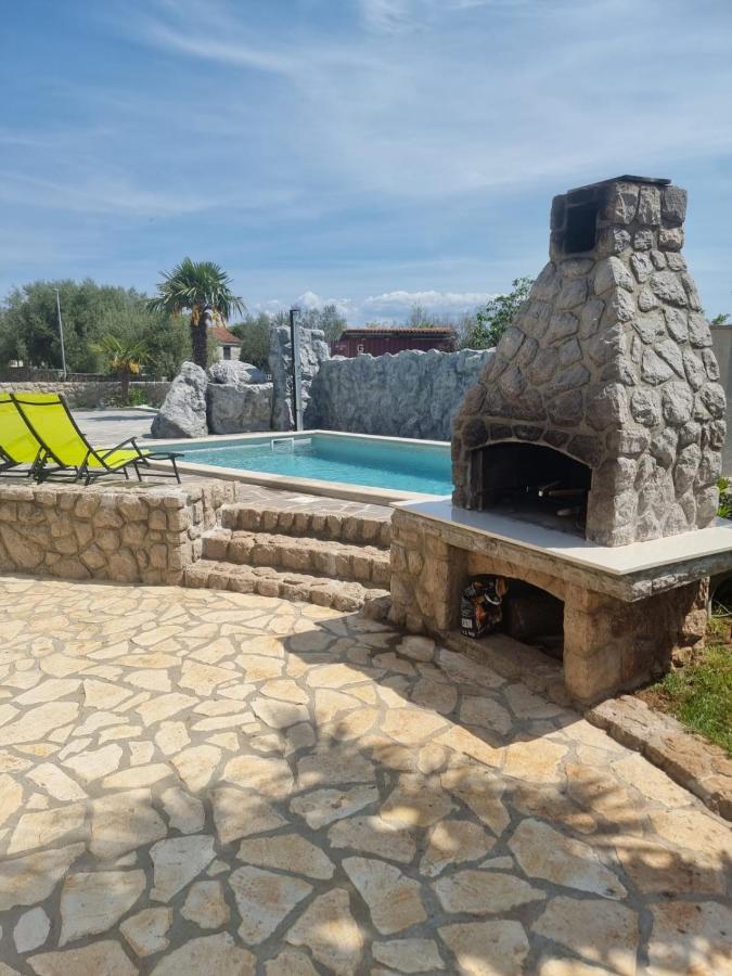 Villa Marta Porat  Buitenkant foto