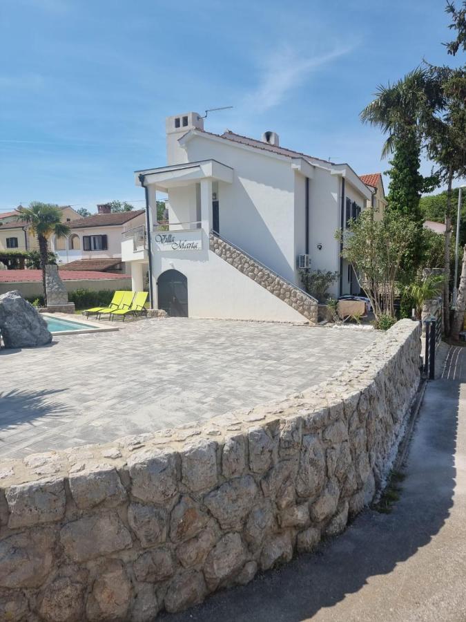 Villa Marta Porat  Buitenkant foto